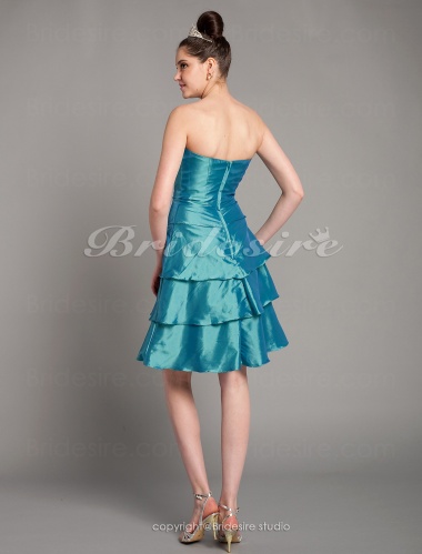 A-line Taffeta Knee-length Tiers Bridesmaid Dress