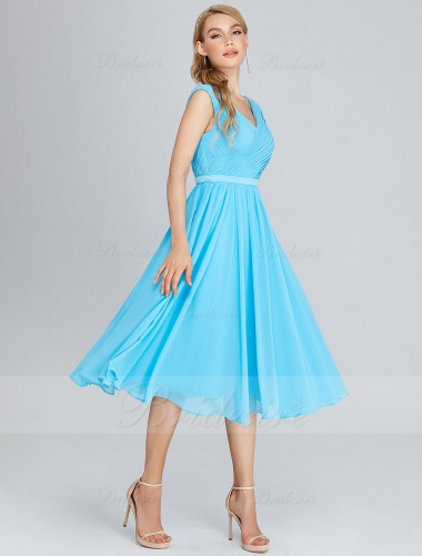 A-line V-neck Tea-length Chiffon Bridesmaid Dress