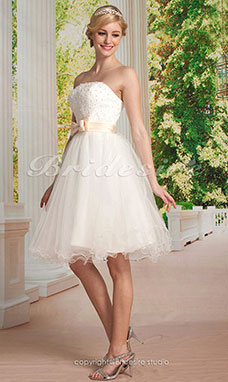 A-line Tulle And Lace Strapless Wedding Dress