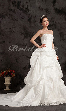 Ball Gown Chapel Train Taffeta Strapless Wedding Dress