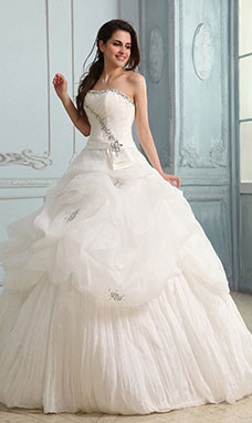 Ball Gown Strapless Sweep/Brush Train Organza Wedding Dress