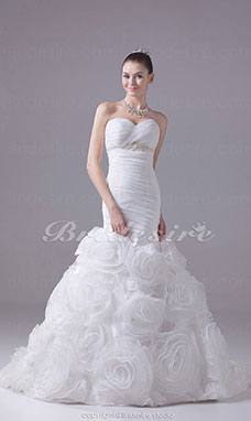 Trumpet/Mermaid Sweetheart Court Train Sleeveless Organza Wedding Dress