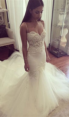 Trumpet/Mermaid Spaghetti Straps Sleeveless Tulle Wedding Dress
