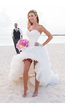 A-line Sweetheart Sleeveless Organza Wedding Dress