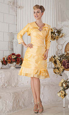 Sheath/Column Strapless Knee-length Satin Prom Dress