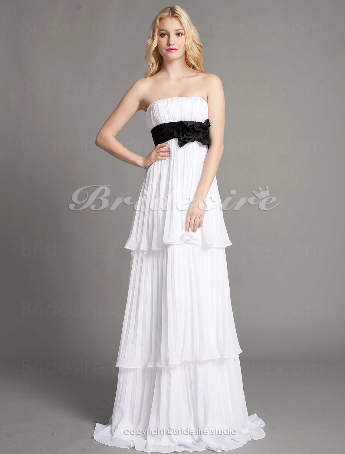 Sheath/Column Chiffon Floor-length Strapless Bridesmaid Dress