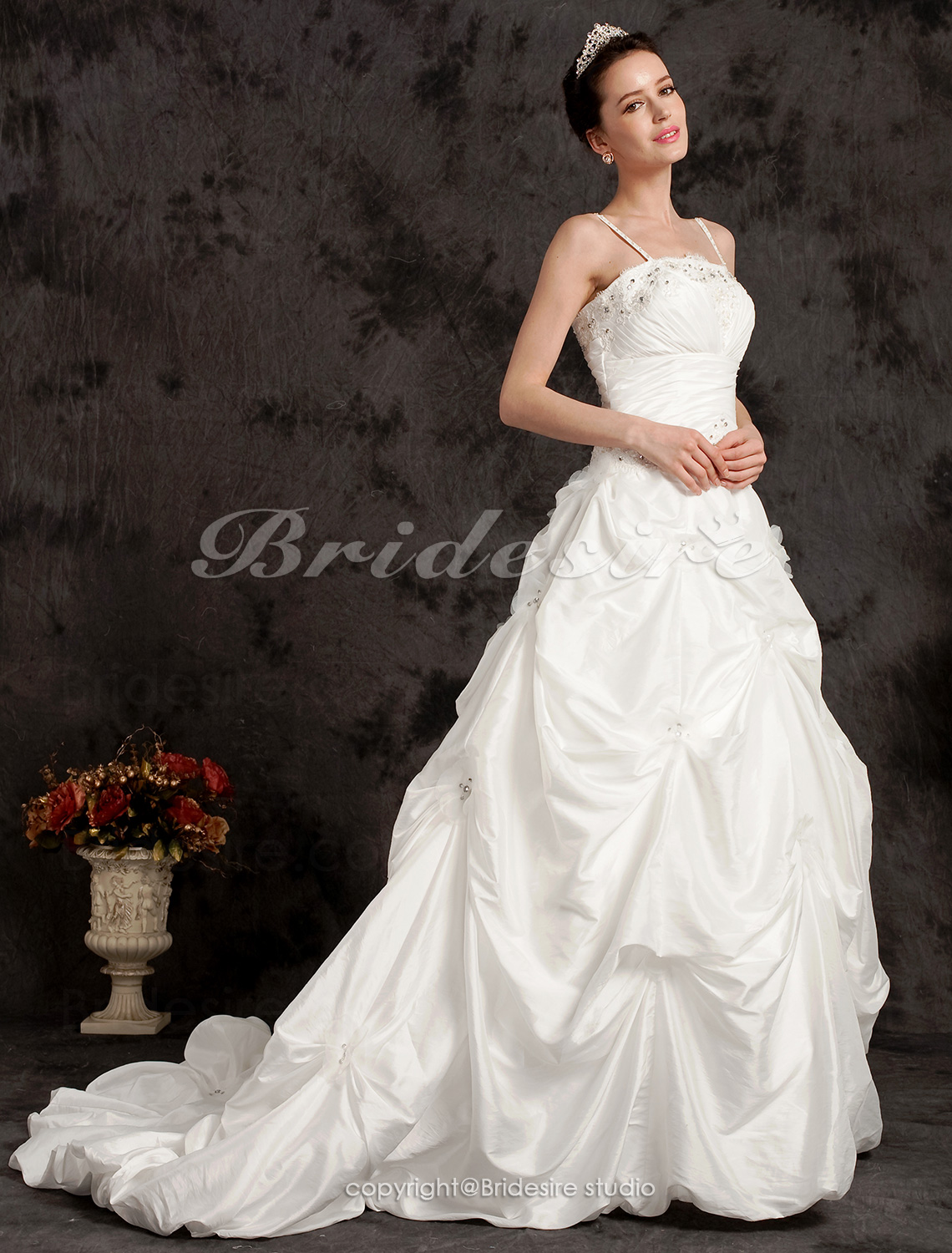 Ball Gown Chapel Train Taffeta Spaghetti Straps Wedding Dress