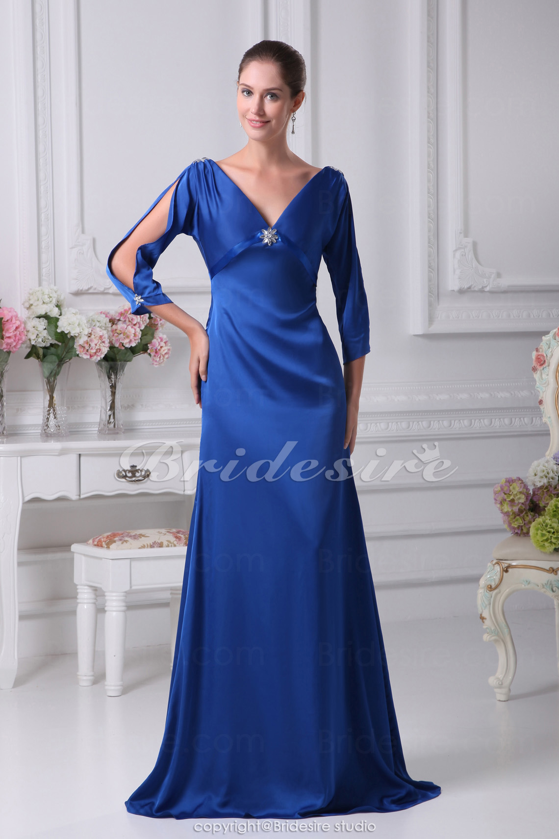A-line V-neck Sweep/Brush Train 3/4 Length Sleeve Stretch Satin Mother of the Bride Dress