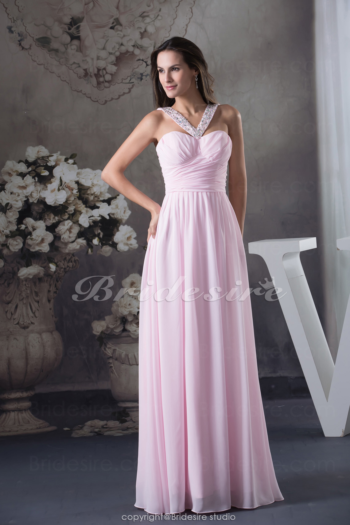 A-line Halter Floor-length Sleeveless Chiffon Dress