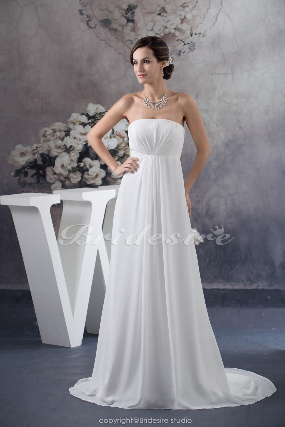 strapless chiffon wedding dress