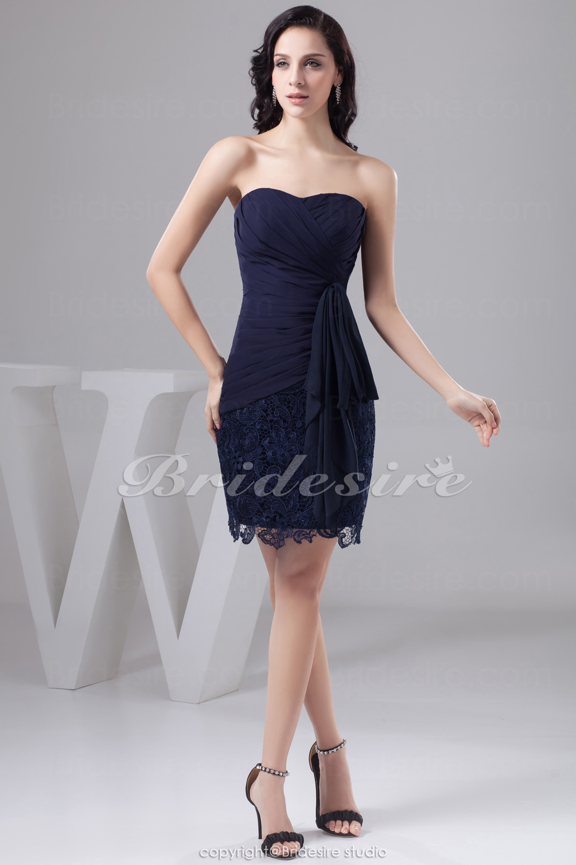 Sheath/Column Strapless Short/Mini Sleeveless Chiffon Lace Dress