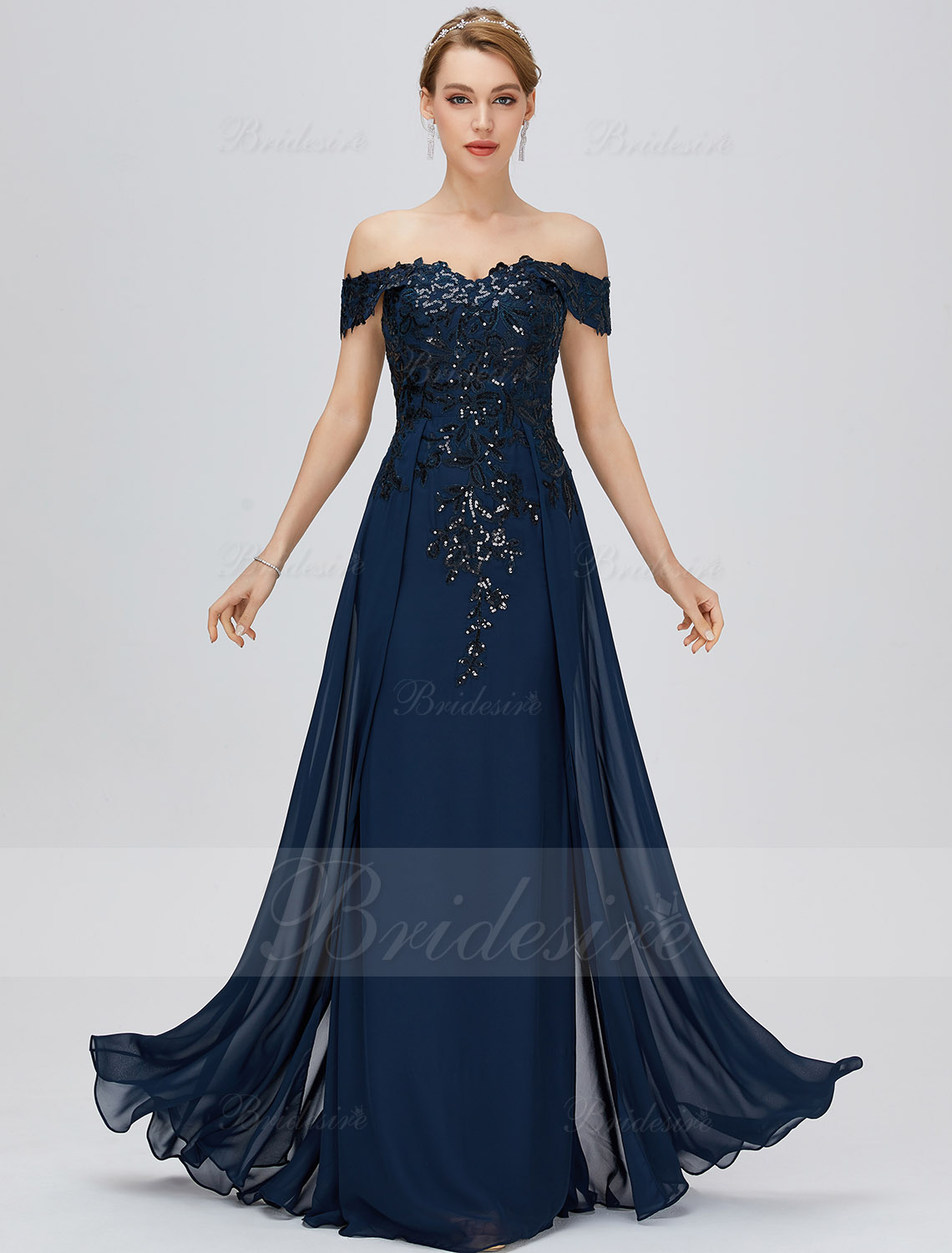 Sheath/Column Off-the-shoulder Floor-length Chiffon Evening Dress with Lace